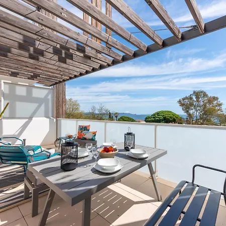 Apartment Vue 50m Des Salins Piscine 2 Parkings Terrasse