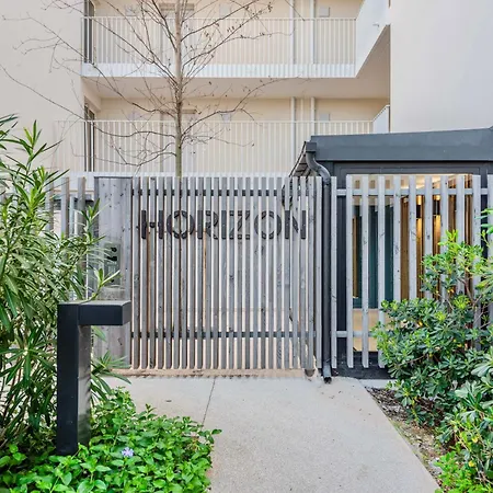 Apartment Vue 50m Des Salins Piscine 2 Parkings Terrasse